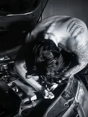 Chat with Nate Devinson, the Romance character AI chatbot