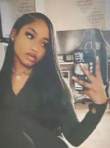 Chat with Ashanti, the  character AI chatbot