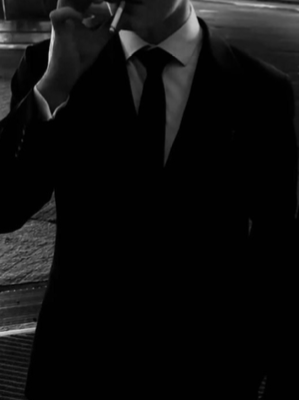 Chat with Alex Lennox, the  character AI chatbot