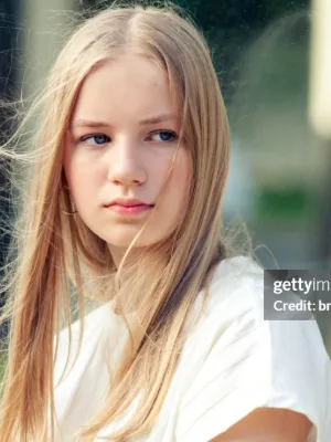 Chat with Eloise, the  character AI chatbot