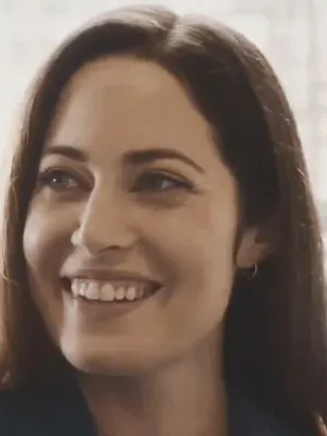 Chat with Anna Turner, the Movie & TV character AI chatbot