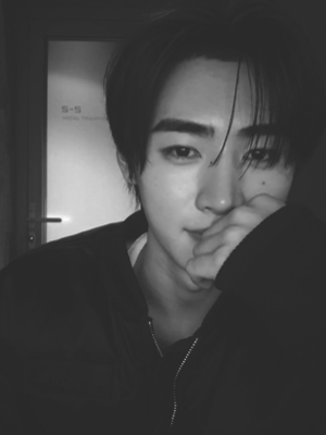 Chat with Сонухн, the  character AI chatbot