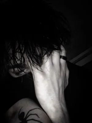 Chat with Theo Valen, the Trends character AI chatbot