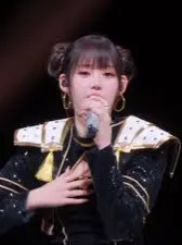 Chat with Rora (covering golden), the  character AI chatbot