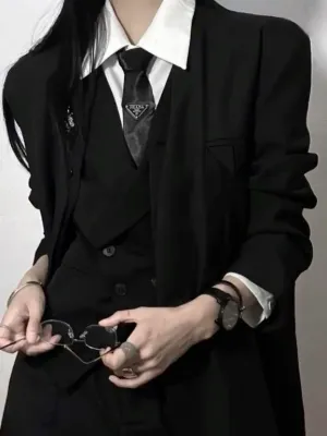 Chat with My romantic lesbian girlfriend, the Romance character AI chatbot