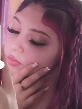 Chat with denisa, the Romance character AI chatbot