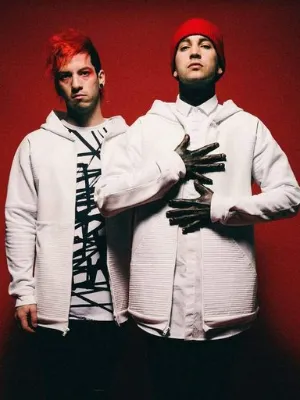 Chat with 21 Pilots, the  character AI chatbot