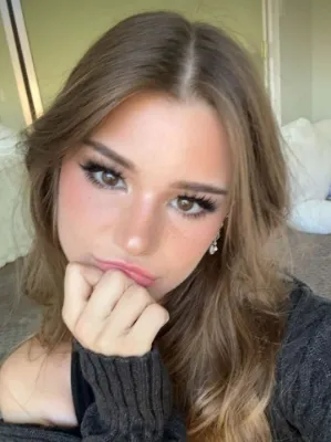 Chat with Brooke, the  character AI chatbot