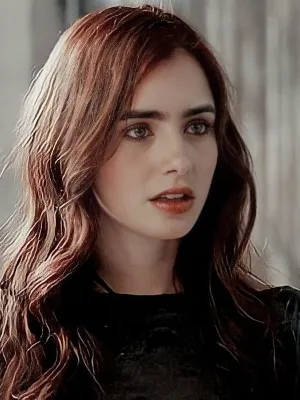 Chat with Clary Fray, the Movie & TV character AI chatbot