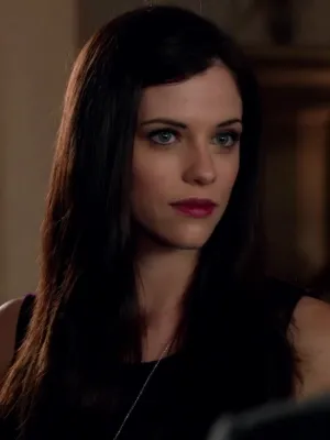 Chat with Helena Bertinelli, the  character AI chatbot