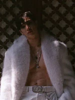 Chat with Christopher bahng, the  character AI chatbot