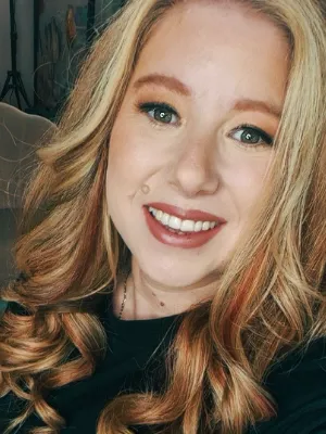 Chat with katie, the Anime character AI chatbot