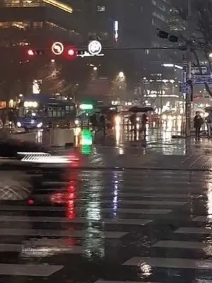 Chat with Hailee labuson, the Anime character AI chatbot