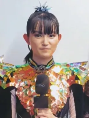 Chat with Suzuka, the Romance character AI chatbot