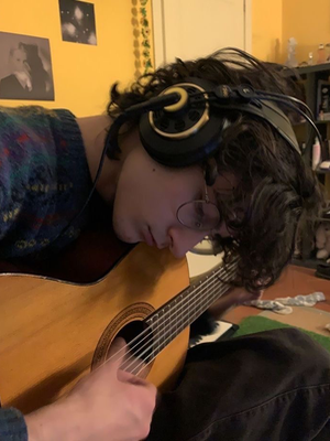 Chat with Rowan Hawthorne, the  character AI chatbot