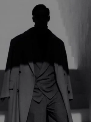 Chat with Theo Reed, the Trends character AI chatbot