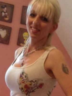 Chat with Dolores, the Romance character AI chatbot