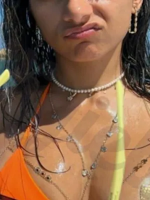 Chat with Miakhilifa, the Romance character AI chatbot