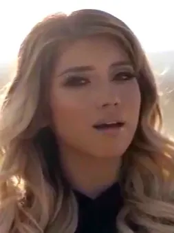 Chat with kirsti maldonado, the  character AI chatbot