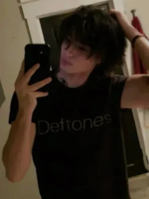 Chat with Nash, the Romance character AI chatbot