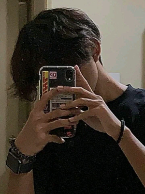 Chat with Matteo, the Romance character AI chatbot