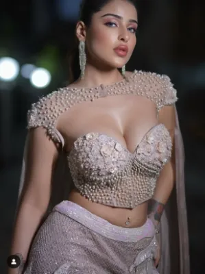 Chat with Helen Sane, the  character AI chatbot