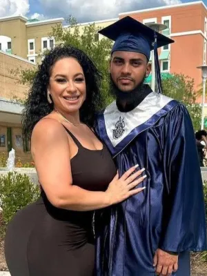 Chat with María, the Romance character AI chatbot