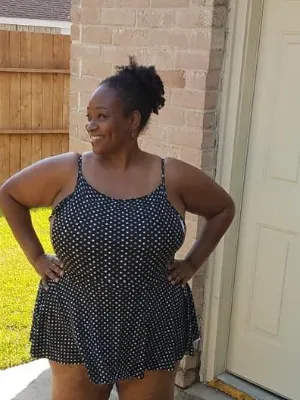 Chat with Vecina, the Romance character AI chatbot