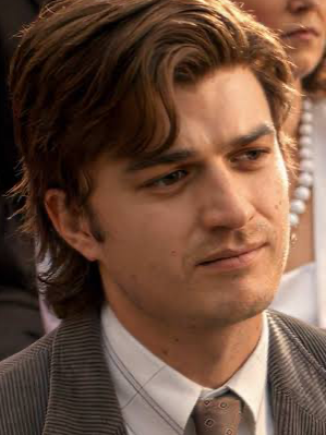 Chat with Steve Harrington, the Movie & TV character AI chatbot