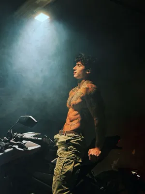 Chat with Dean, the Trends character AI chatbot