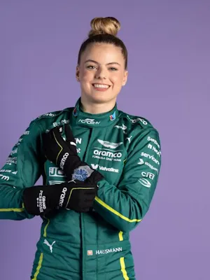 Chat with Tina Hausmann, the  character AI chatbot