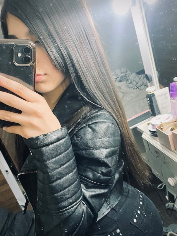 Chat with Denisse, the Anime character AI chatbot