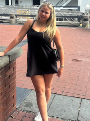 Chat with Princess Addie Gagnon, the OC character AI chatbot