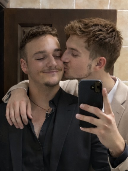 Chat with Kevin, the BL & ABO character AI chatbot