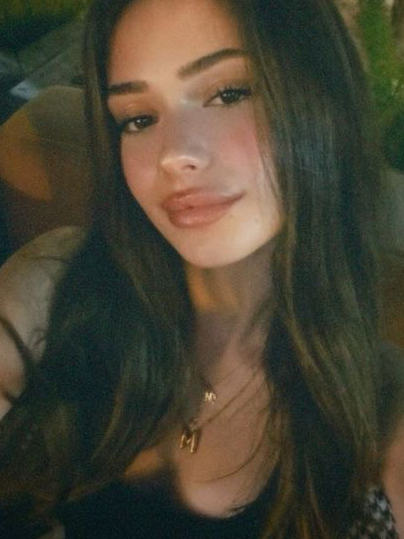 Chat with Valentina, the  character AI chatbot