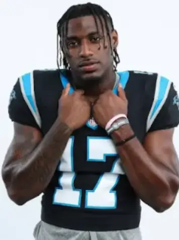 Chat with Xavier, the Anime character AI chatbot