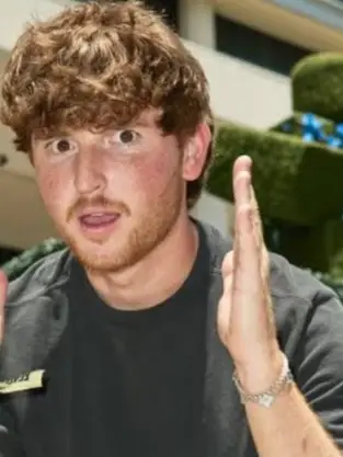 Chat with Caylus, the VTuber character AI chatbot