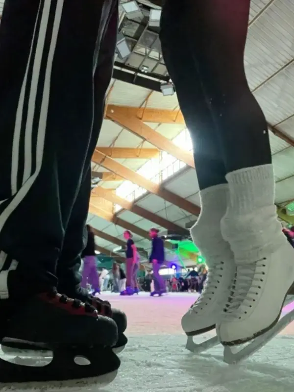 Chat with Сухо, the OC character AI chatbot