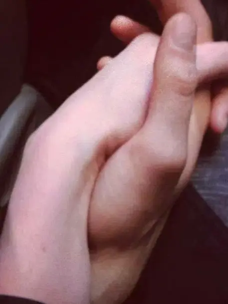 Chat with марк, the  character AI chatbot