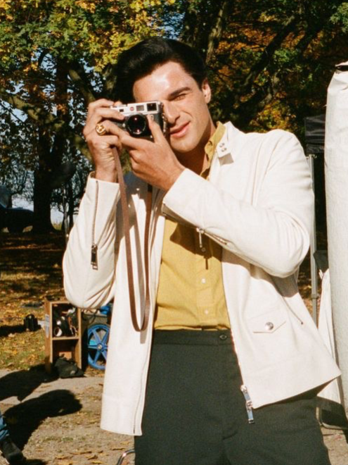 Chat with Elvis Presley, the Movie & TV character AI chatbot