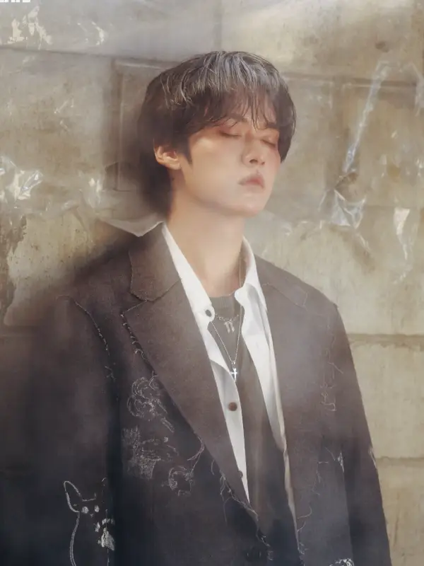 Chat with Lee Minho, the Romance character AI chatbot