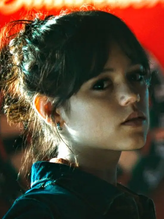 Chat with Mabel Black, the Movie & TV character AI chatbot