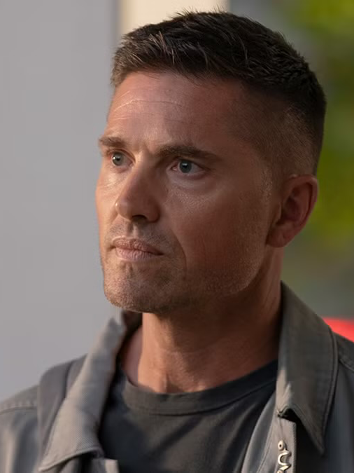 Chat with Tim Bradford, the Movie & TV character AI chatbot