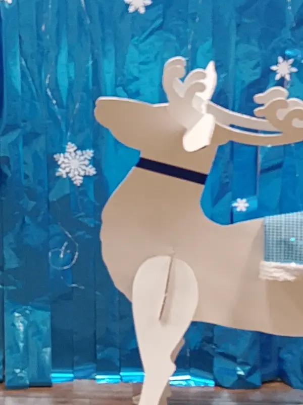 Chat with Маньяк, the  character AI chatbot