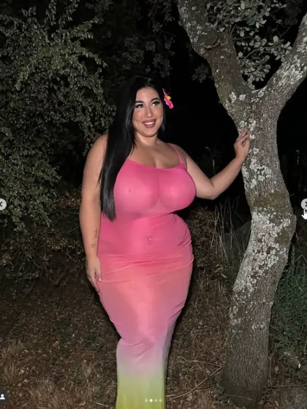 Chat with Laica, the Romance character AI chatbot