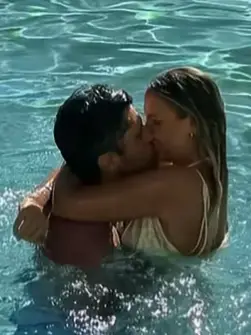 Chat with Max Jackson, the  character AI chatbot