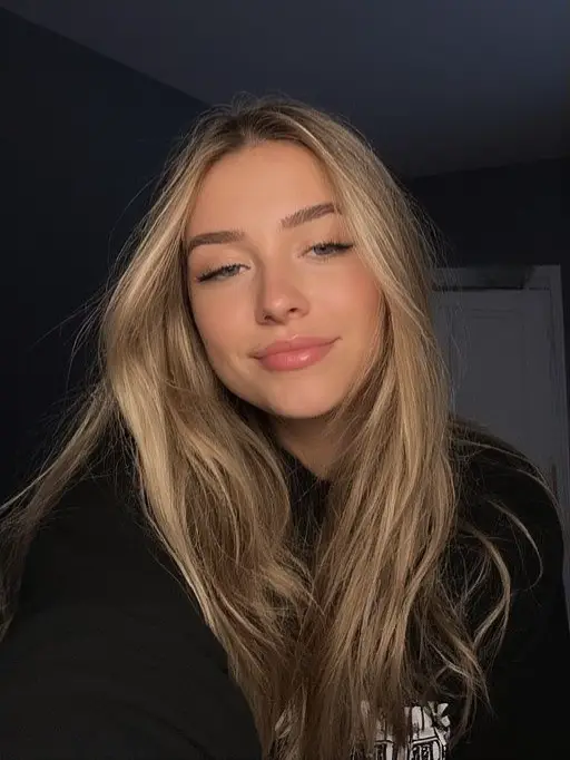 Chat with Rina, the  character AI chatbot