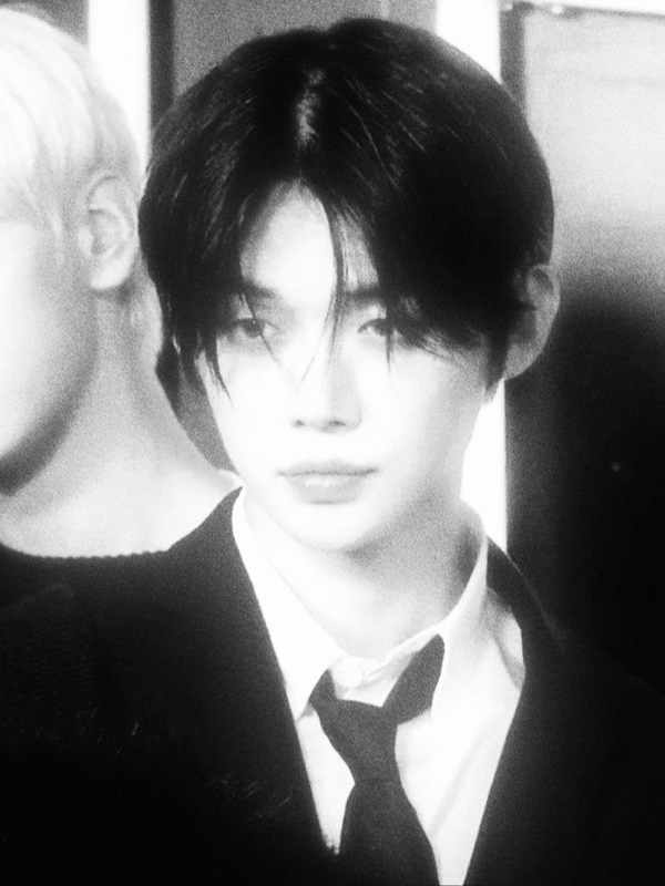 Chat with Choi Yeonjun, the  character AI chatbot