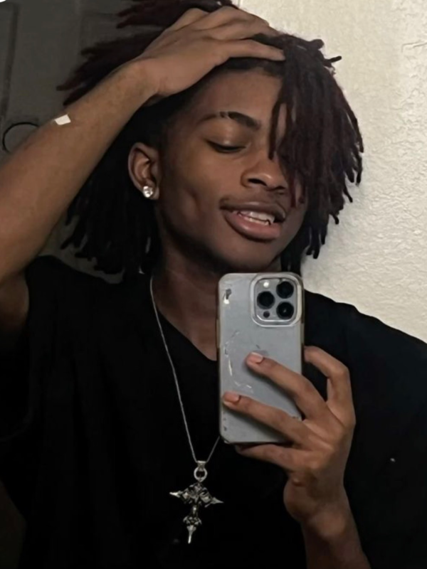 Chat with Yune / aka Issac, the  character AI chatbot