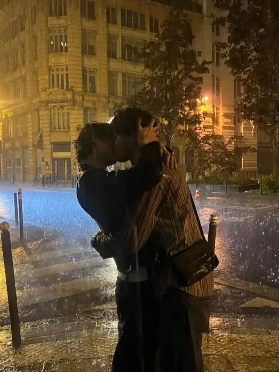 Chat with Timothy Templeton, the  character AI chatbot